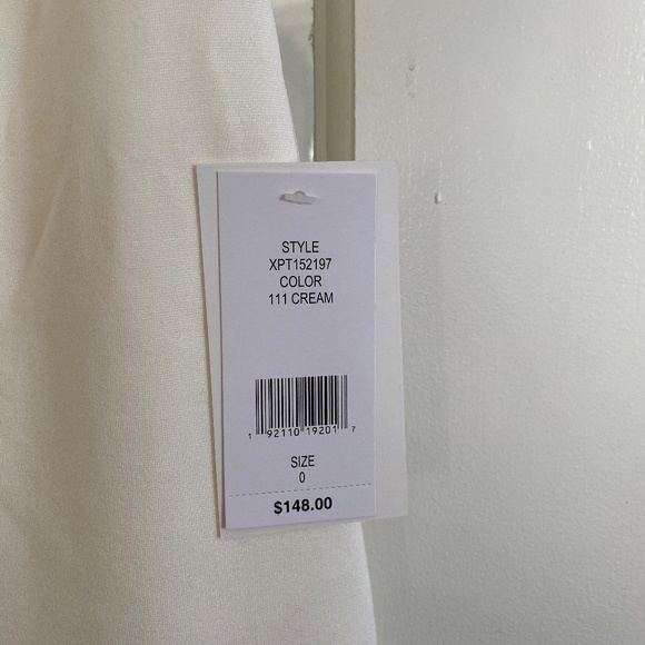 NWT - H by Halston - White Ivory Cocktail Ruffle Sleeve Dress Bridal Wedding 0 - Picture 3 of 9